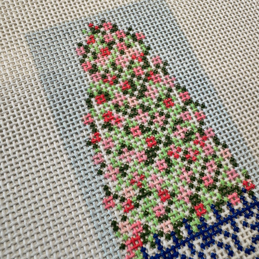 Chinoiserie Rose Trellis on Blue