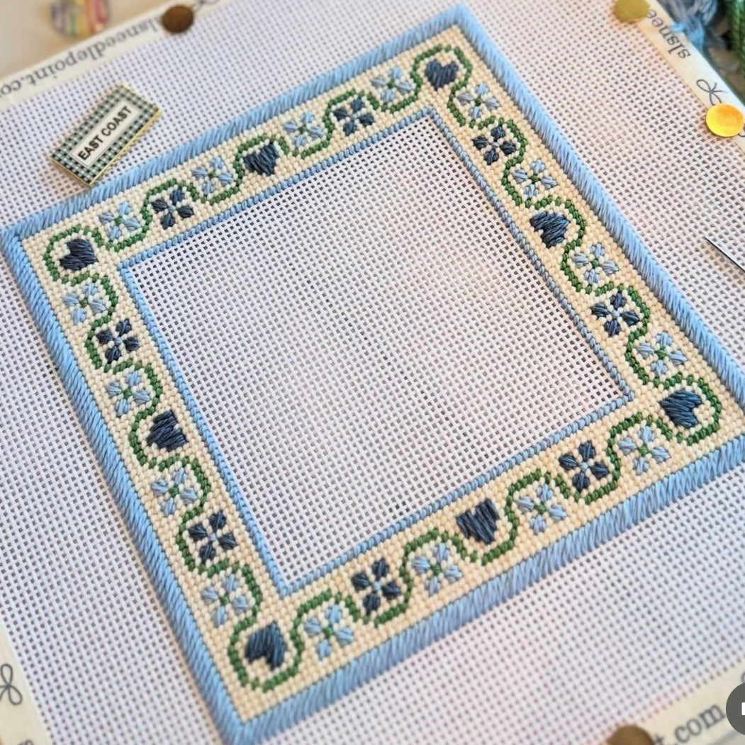 Love & Flowers Frame - Natural/Blue