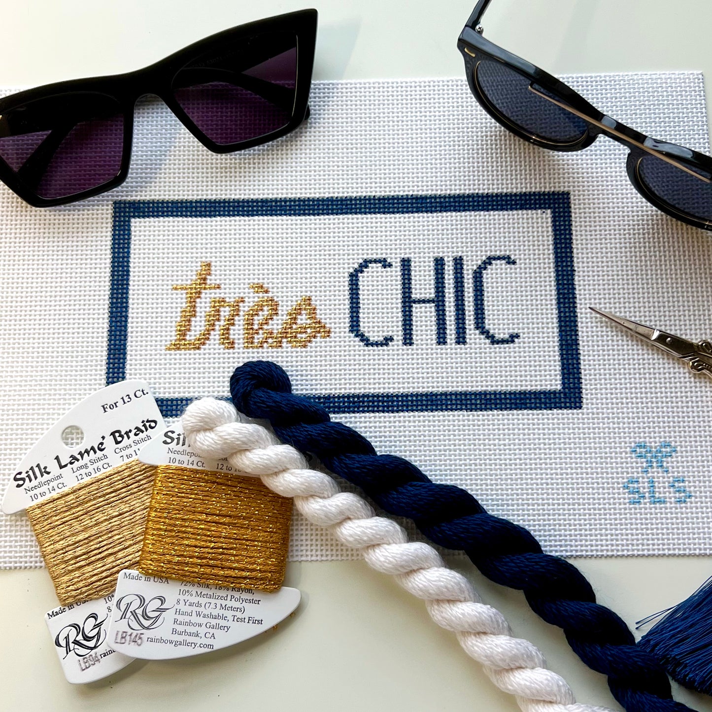 Très Chic
